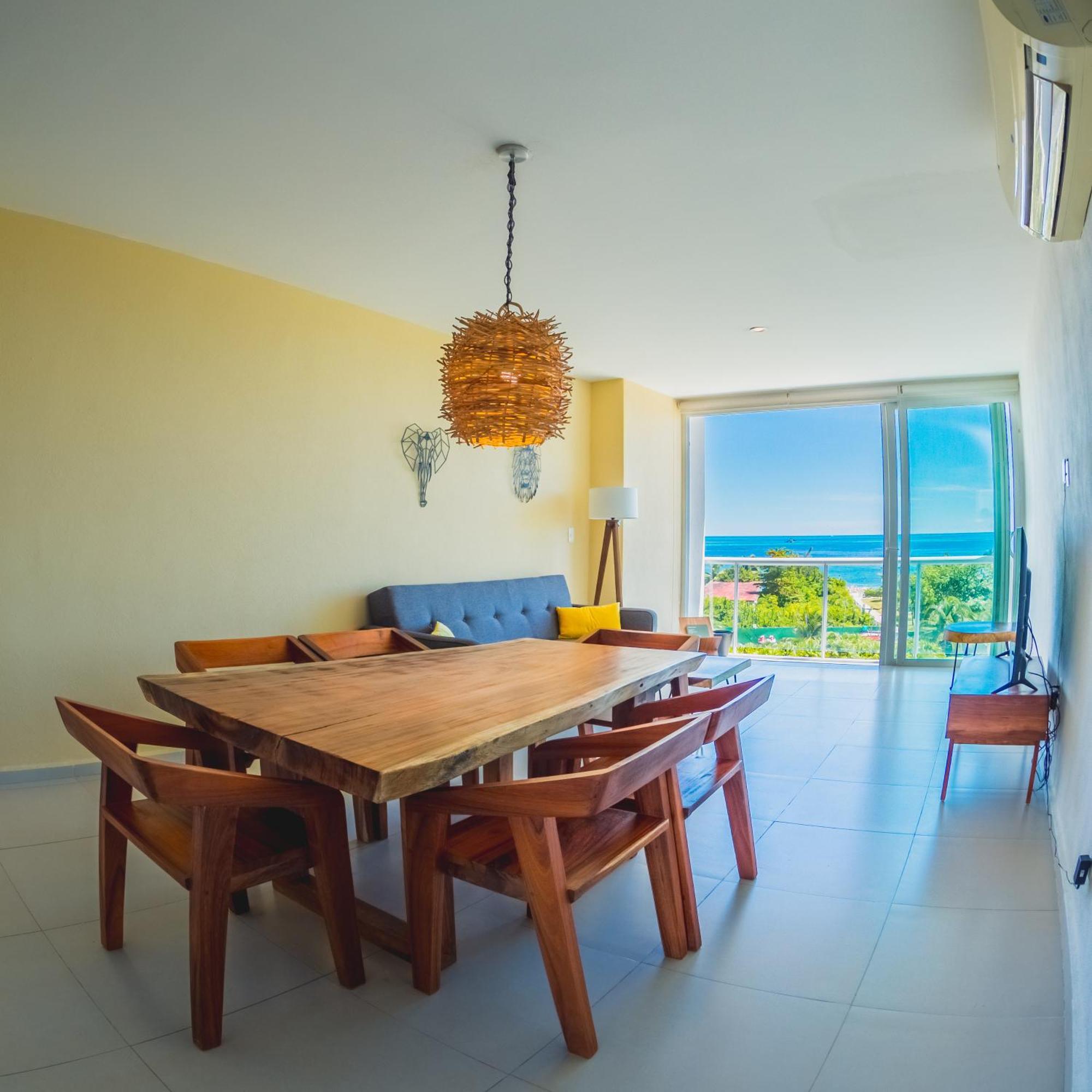 New Beachfront Luxury Apartments Cancún Buitenkant foto