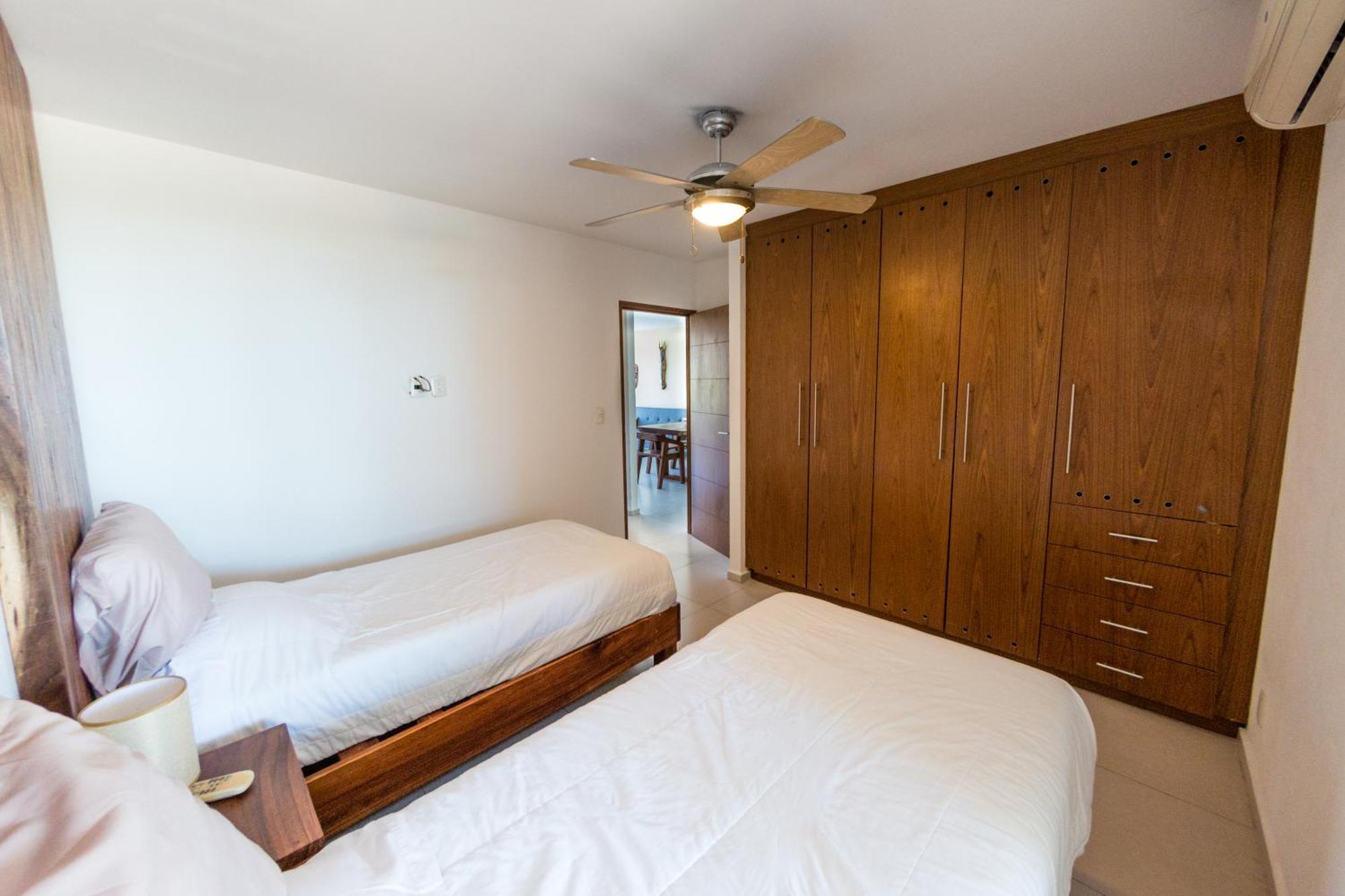 New Beachfront Luxury Apartments Cancún Buitenkant foto