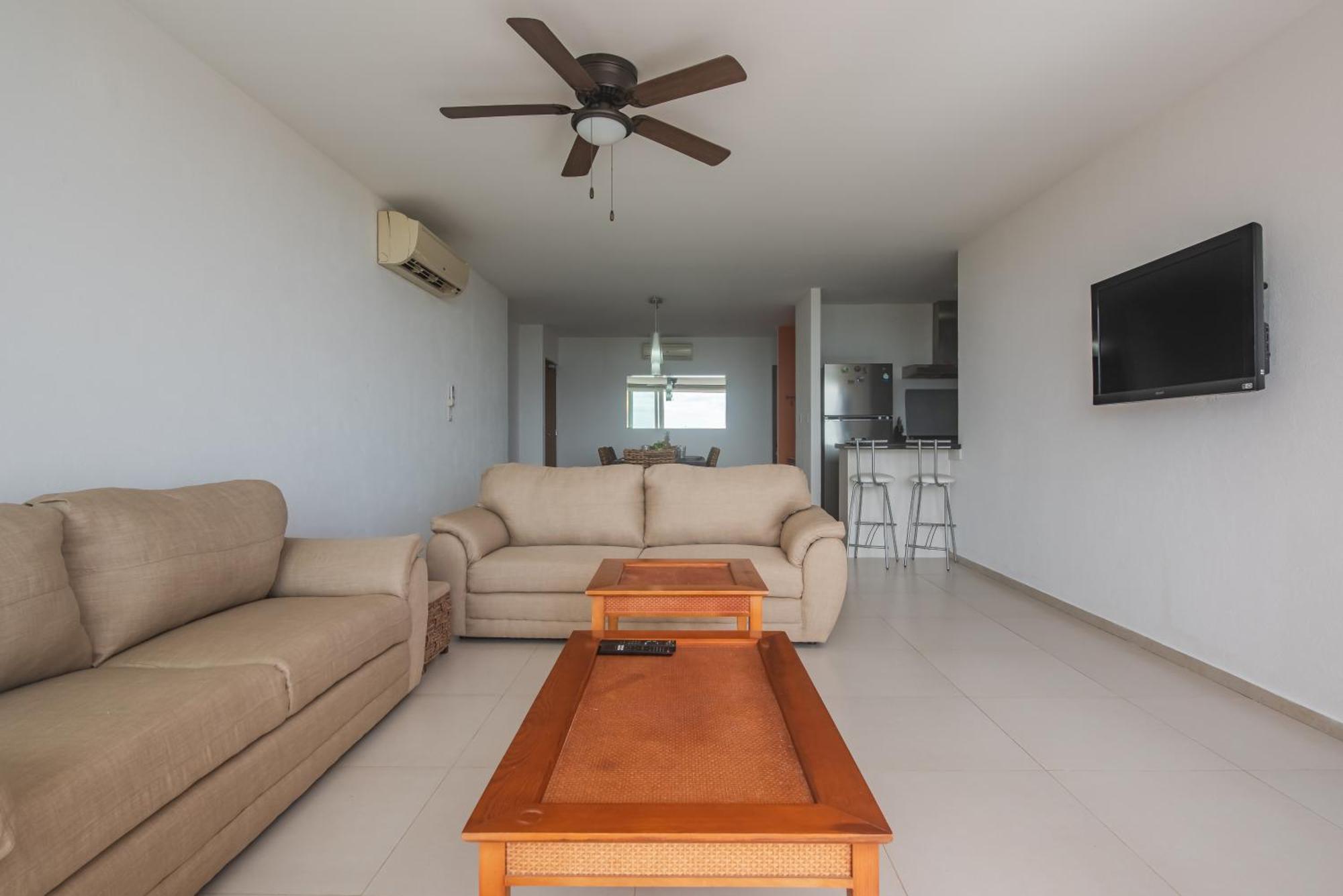 New Beachfront Luxury Apartments Cancún Buitenkant foto