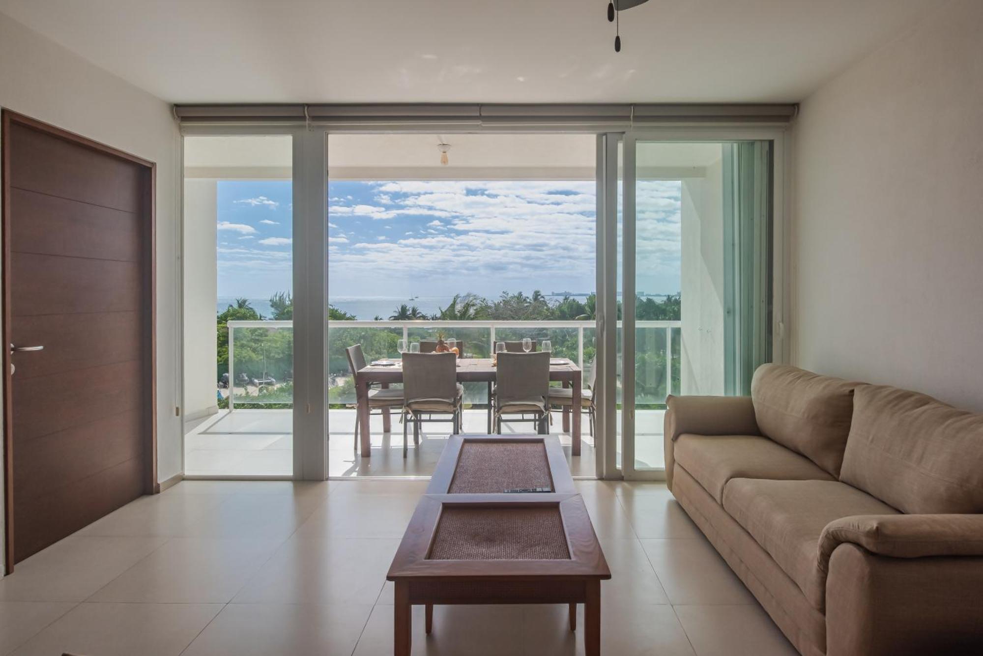 New Beachfront Luxury Apartments Cancún Buitenkant foto